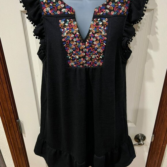 Maca Black Embroidered Boho Dress With Ruffle Hem & Pom Pom Sleeves Size Large - Picture 8 of 9